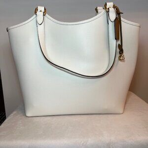 Coach Tote